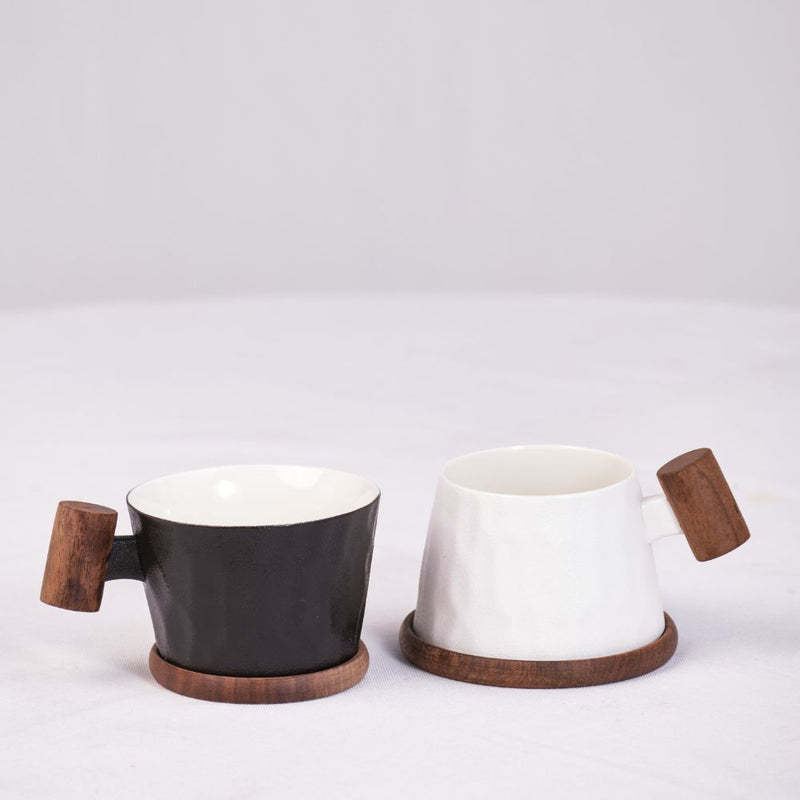 White and Black Set of 2 Couples Cup