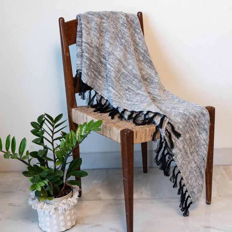 Veera - Monochrome Throw Blanket